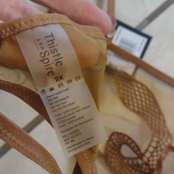 NWT Rare Thistle and Spire Medusa Thong Liquid Gold size 2X - Picture 5 of 10